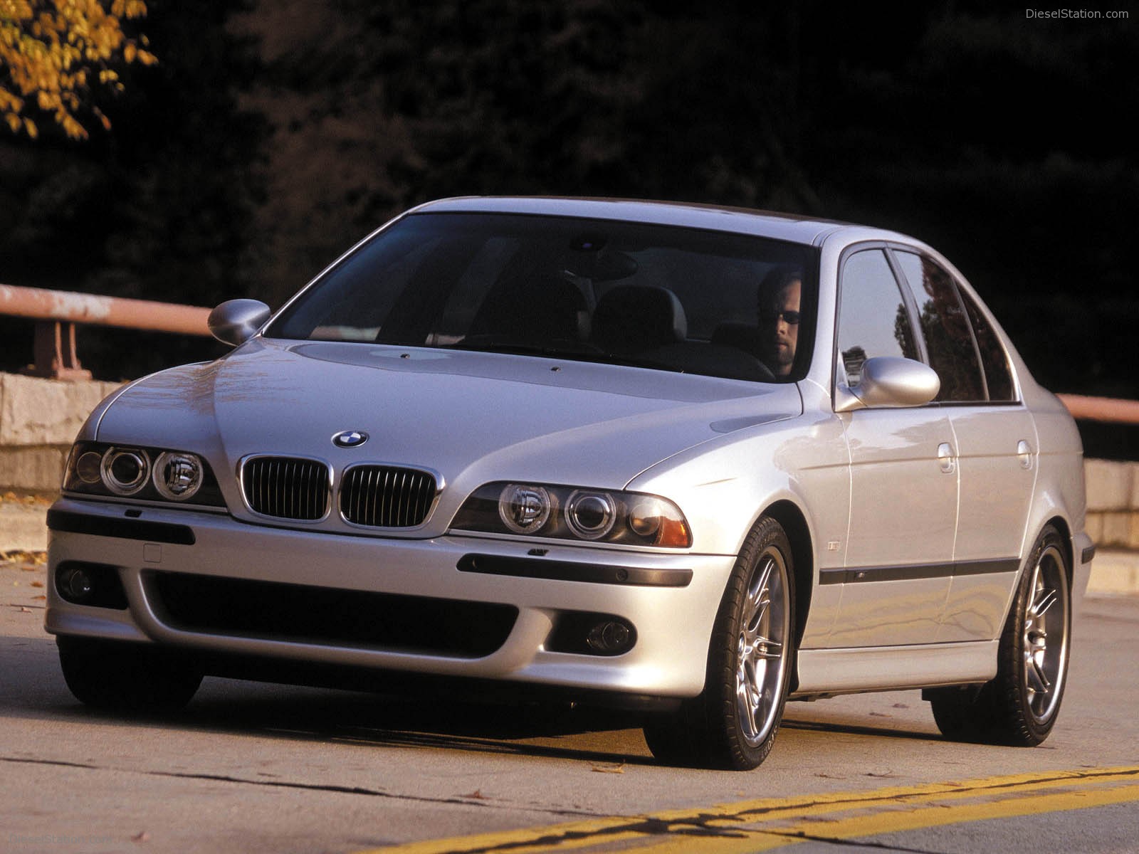 BMW M5 (1998)